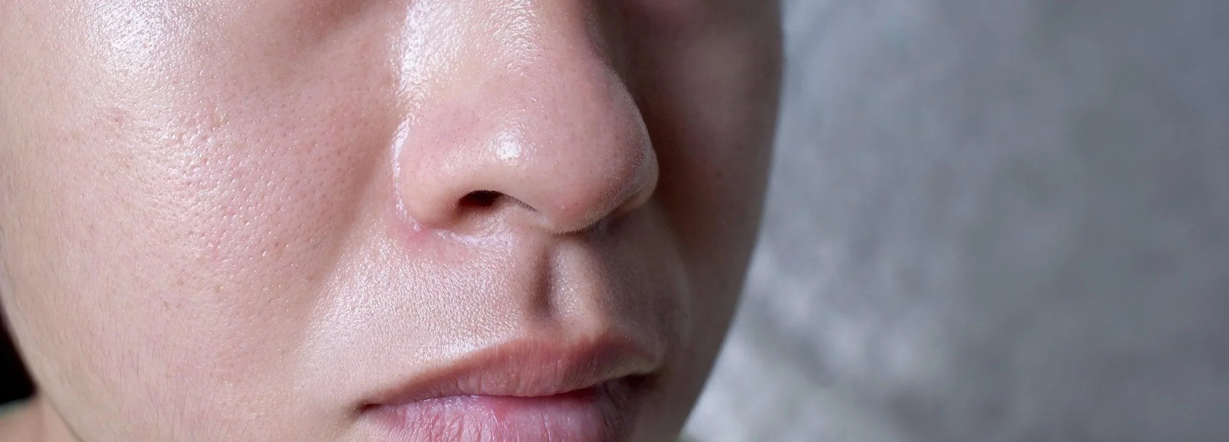 Oily Skin Routine: Morning and Night Steps to Control Shine