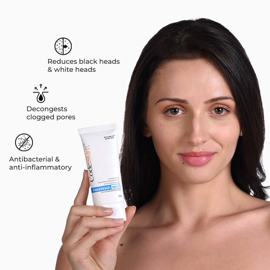 Models with Fase Wash Oily